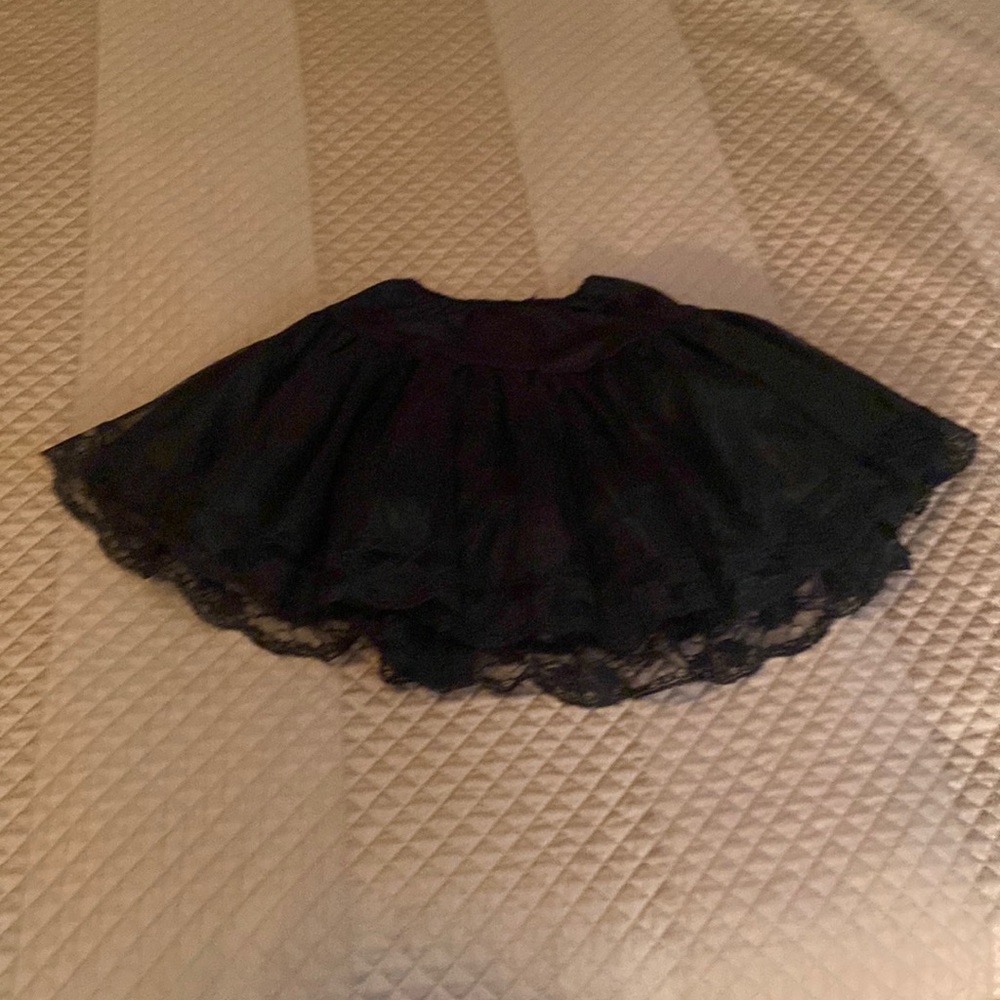 Skirt slip